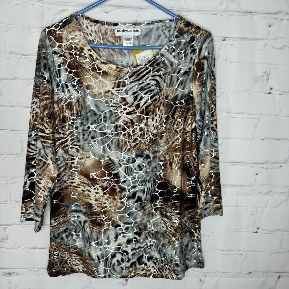 Cathy Daniels size small top - brand new with tags!